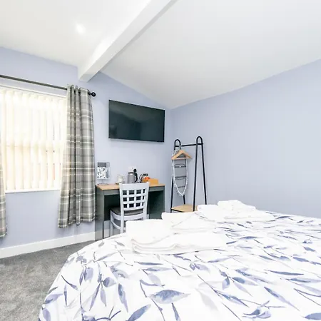 The Halfway House Bed and breakfast