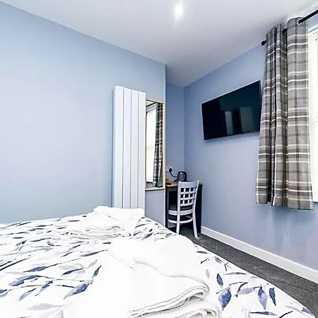 The Halfway House Bed & Breakfast