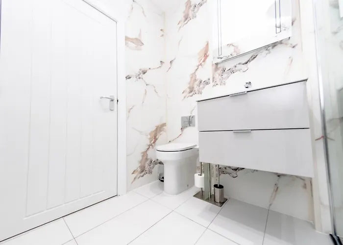 Bed & Breakfast The Halfway House 4*