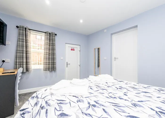 The Halfway House Bed & Breakfast Leeds (West Yorkshire)