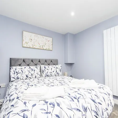 Panzió The Halfway House