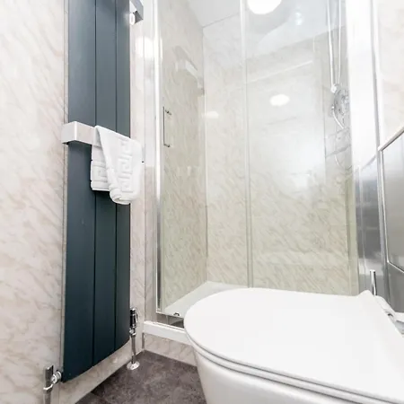 Panzió The Halfway House Leeds